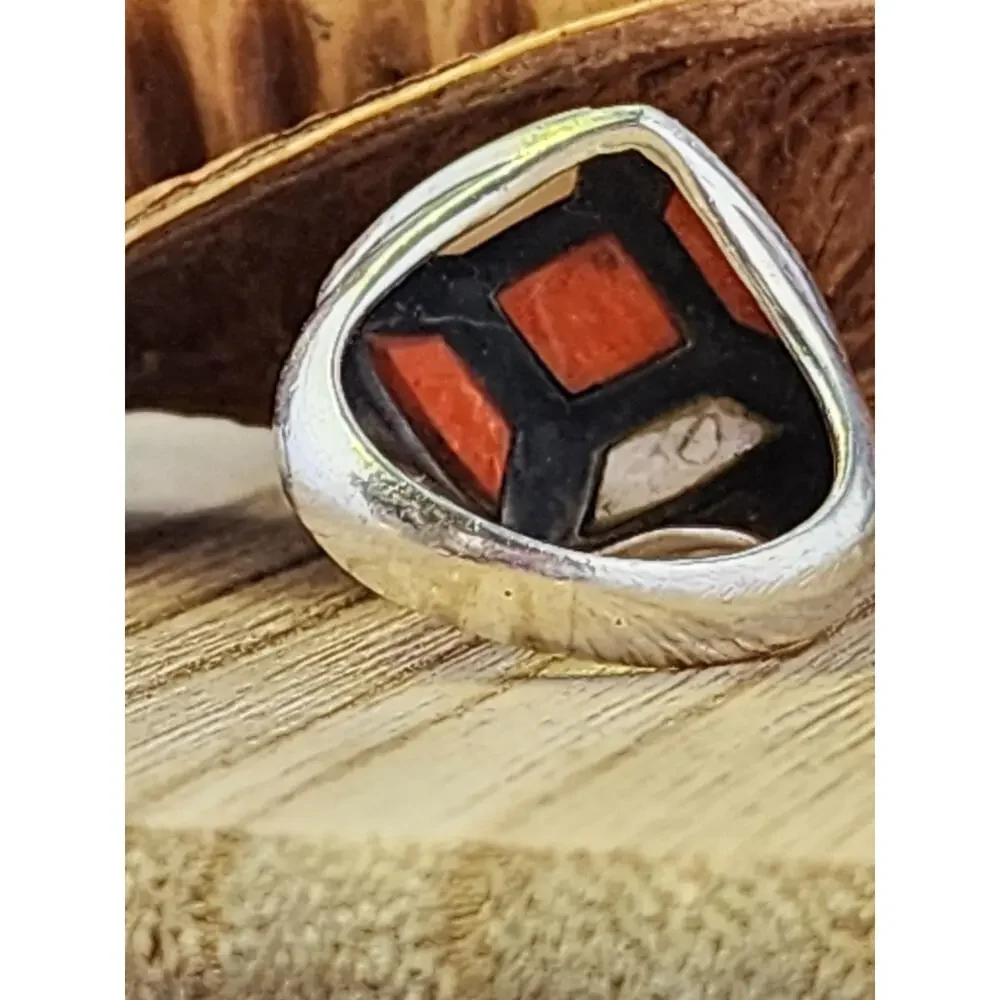 Coral / Mother or Pearl / Marcasite Size 9 - .925 ring